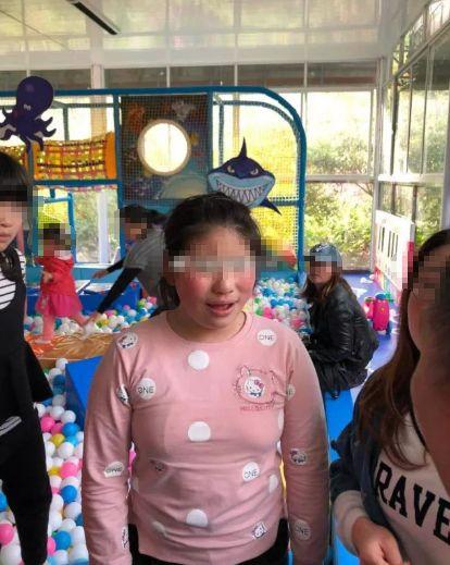 小女孩爆料视频在线观看,小女孩爆料视频引发热议，真相究竟如何？