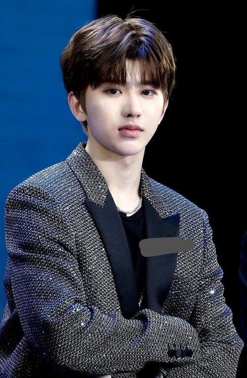 蔡徐坤被爆料的狗仔视频,揭秘明星私生活背后的真相